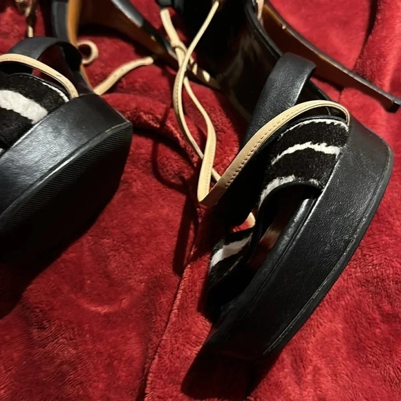 Gucci Pony hair printed stilettos  heels sandals Sz 10 - Picture 13 of 17